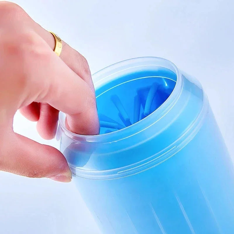 Escova Portátil de Silicone para Limpeza de Patas de Pets – Conforto e Higiene para Cães e Gatos!